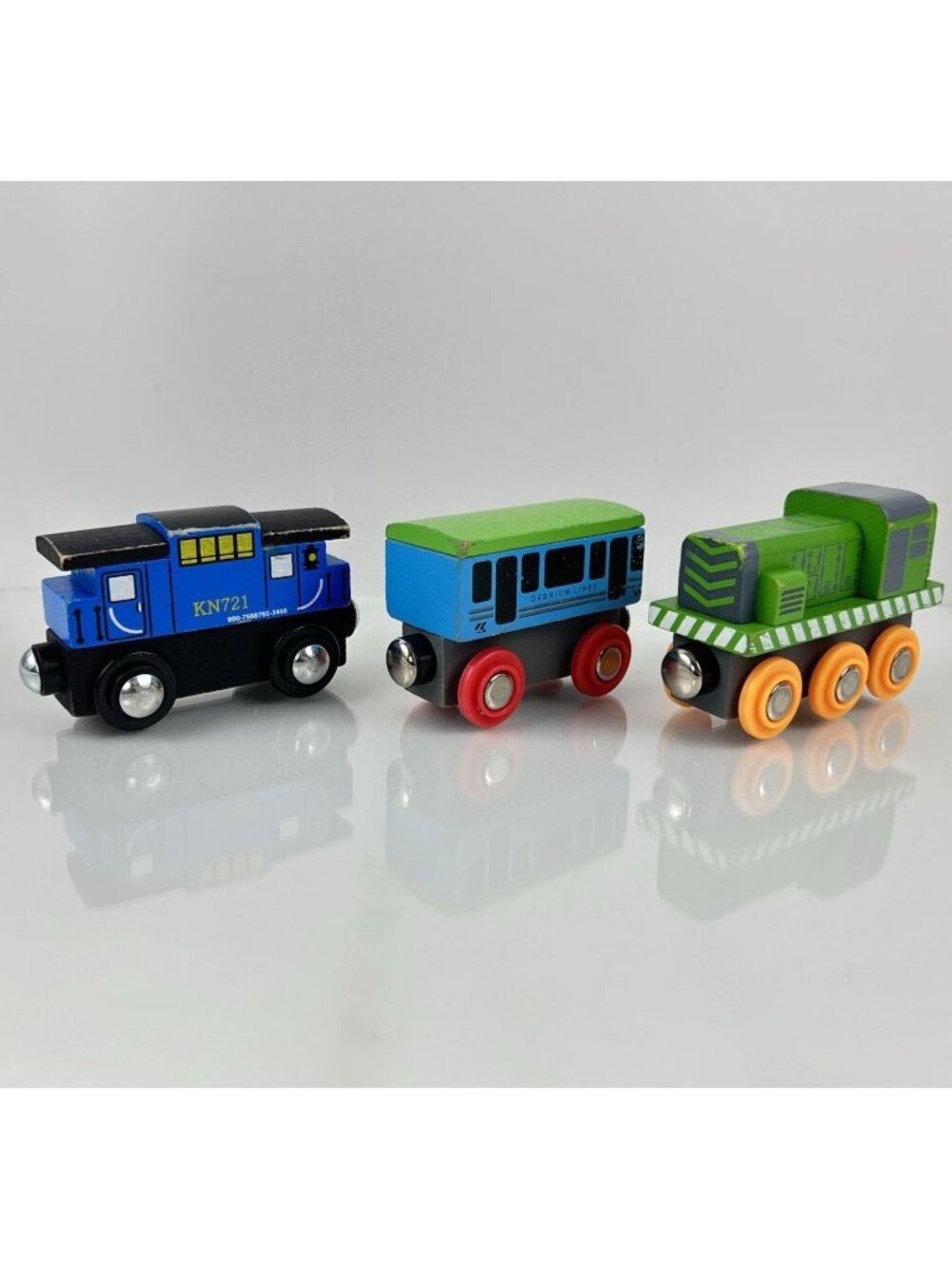 Orbrium Wooden Train Toys Magnetic Lot of 3 Works With Brio & Thomas Wood Tracks